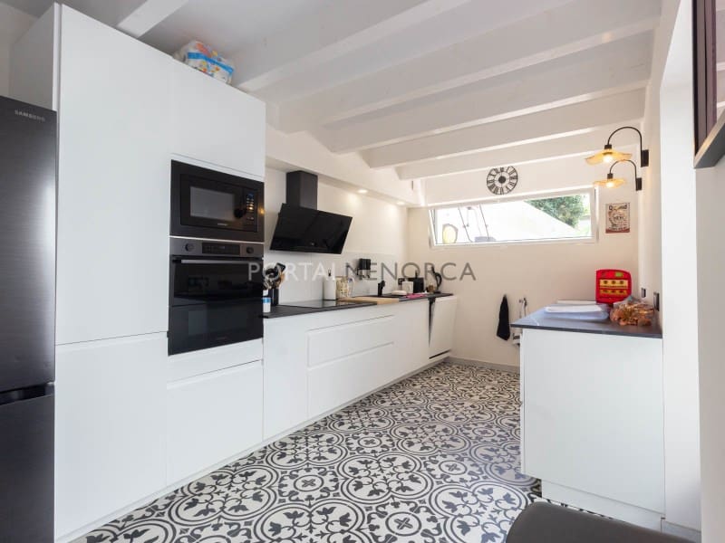 4 bedroom Villa for sale in Mahon / Mao - € 1,375,000 (Ref: 9402030)