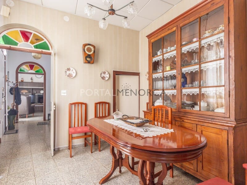 6 bedroom Villa for sale in Mahon / Mao with garage - € 480,000 (Ref: 9402031)