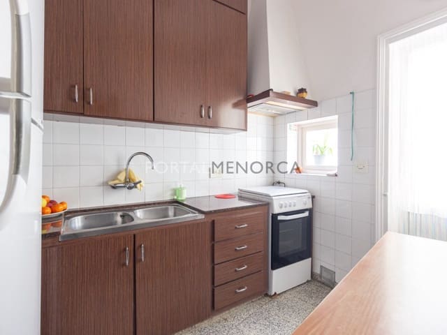 Chalet de 6 habitaciones en Mahón / Maó en venta con garaje - 480.000 € (Ref: 9402031)