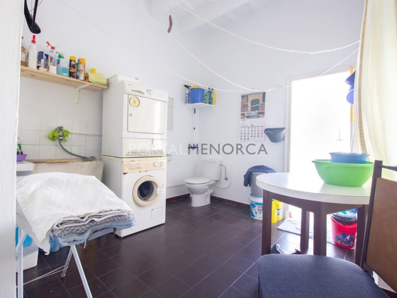 6 bedroom Villa for sale in Mahon / Mao with garage - € 480,000 (Ref: 9402031)