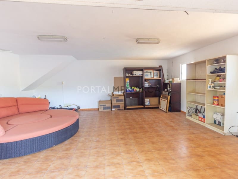 6 sypialnia Willa na sprzedaż w Es Castell z basenem garażem - 1 320 000 € (Ref: 9402033)