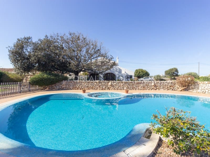 6 camera da letto Finca/Casa di Campagna in vendita in San Luis / Sant Lluis con piscina - 1.500.000 € (Rif: 9402039)