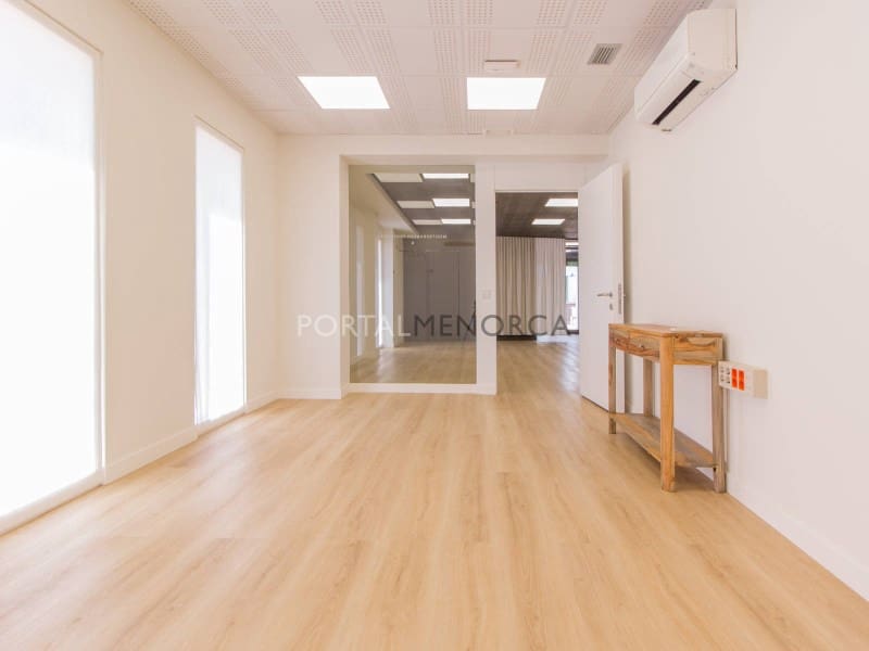 Commercial for rent in San Luis / Sant Lluis - € 1,500 (Ref: 9402042)