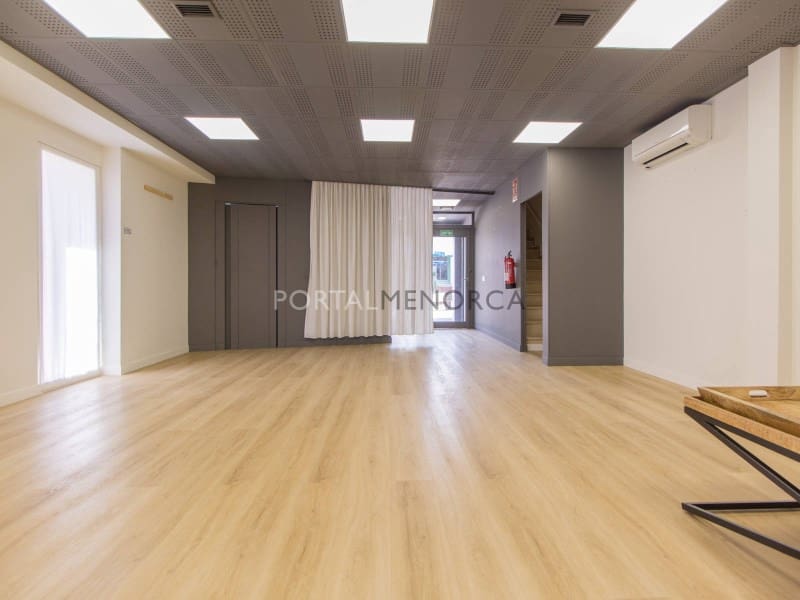 Commercial for rent in San Luis / Sant Lluis - € 1,500 (Ref: 9402042)