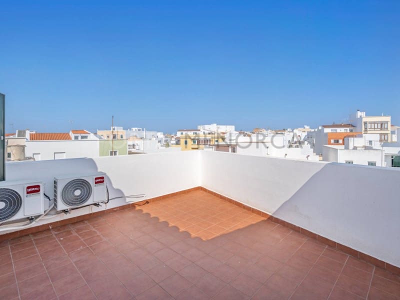 5 soveværelse Villa til salg i Ciutadella de Menorca - € 730.000 (Ref: 9402043)