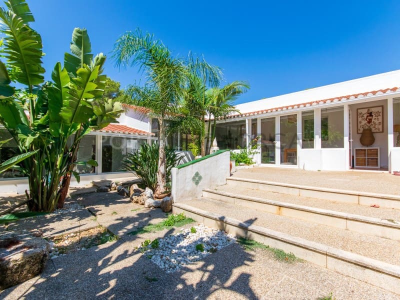 6 sovrum Finca/Hus på landet till salu i Es Mercadal med pool garage - 1 700 000 € (Ref: 9402044)