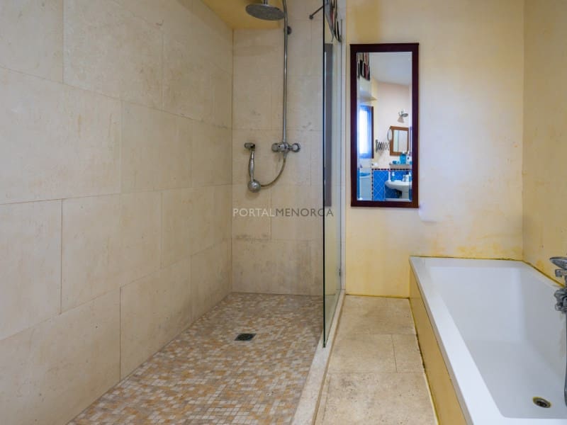 3 bedroom Apartment for sale in Mahon / Mao - € 570,000 (Ref: 9402047)