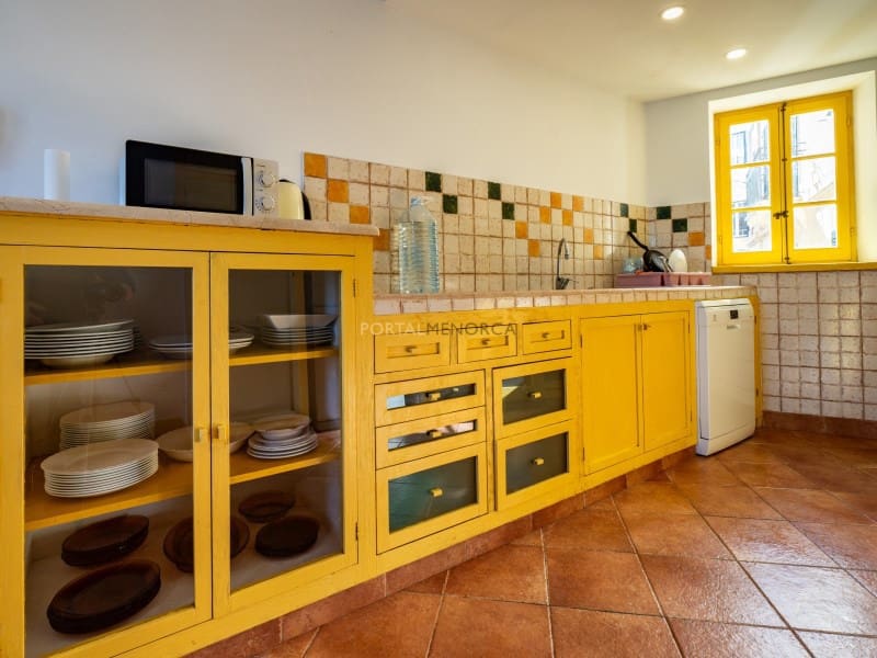 3 bedroom Apartment for sale in Mahon / Mao - € 570,000 (Ref: 9402047)