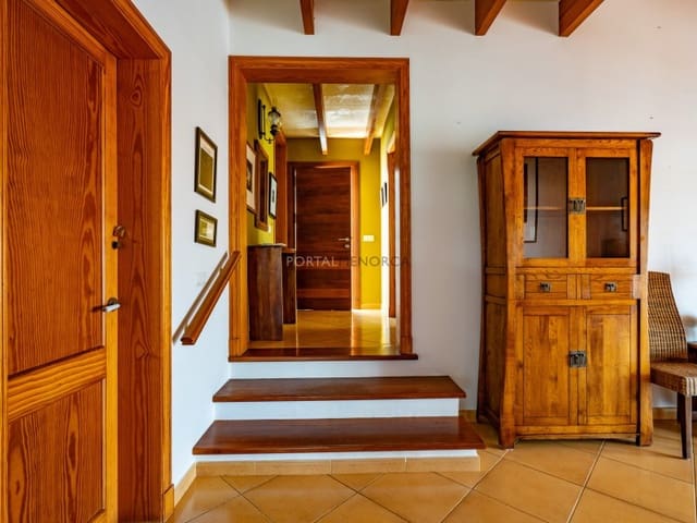 4 makuuhuone Huvila myytävänä paikassa Punta Prima, San Luis / Sant Lluís - 1 950 000 € (Ref: 9402053)