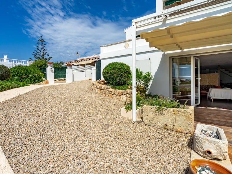 4 bedroom Villa for sale in Punta Prima - € 1,950,000 (Ref: 9402053)