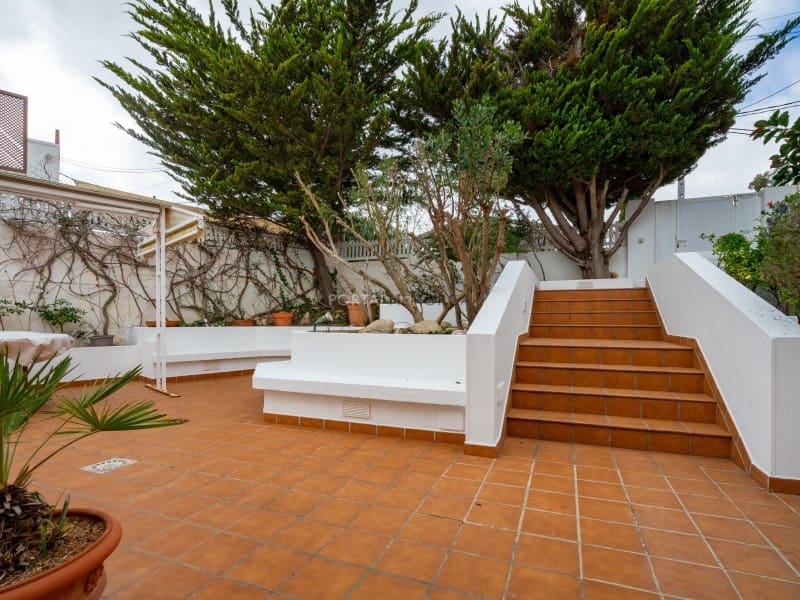 3 bedroom Villa for sale in Cala Llonga - € 2,895,000 (Ref: 9402054)
