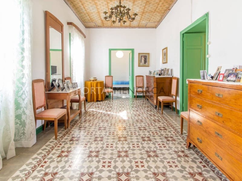 5 makuuhuone Maalaistalo myytävänä paikassa Es Castell - 1 950 000 € (Ref: 9402059)