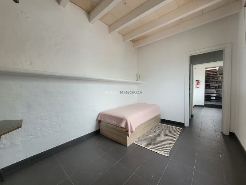 7 bedroom Villa for sale in Mahon / Mao - € 895,000 (Ref: 9402060)