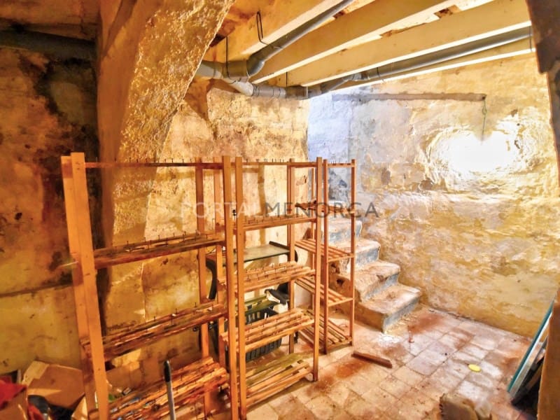 7 bedroom Villa for sale in Mahon / Mao - € 895,000 (Ref: 9402060)