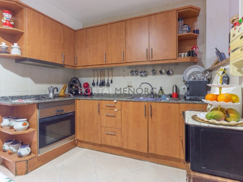 5 bedroom Villa for sale in Mahon / Mao - € 400,000 (Ref: 9402062)