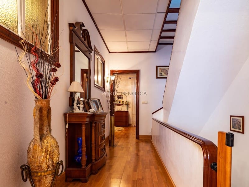 4 bedroom Villa for sale in Mahon / Mao - € 365,000 (Ref: 9402064)