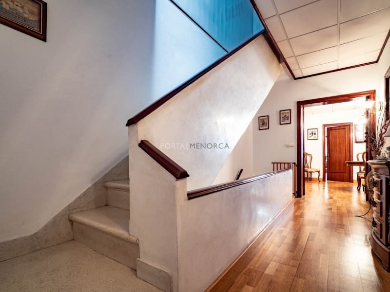 4 bedroom Villa for sale in Mahon / Mao - € 365,000 (Ref: 9402064)