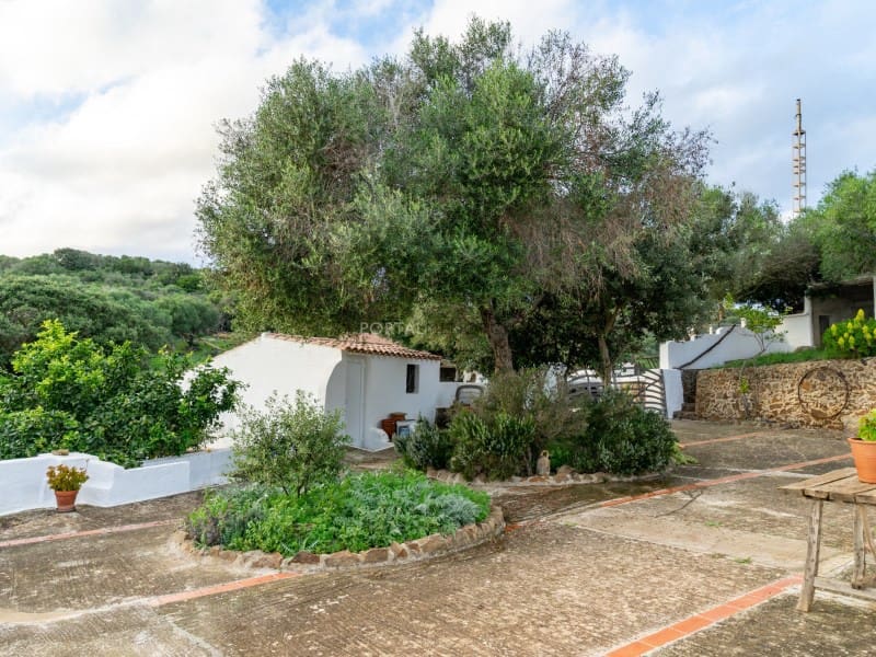3 slaapkamer Finca/Landhuis te koop in Mahon / Mao - € 1.750.000 (Ref: 9402066)