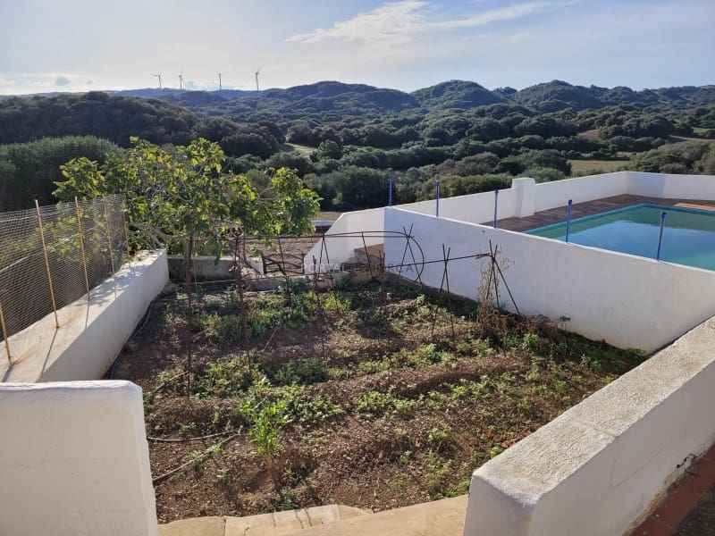 3 slaapkamer Finca/Landhuis te koop in Mahon / Mao - € 1.750.000 (Ref: 9402066)