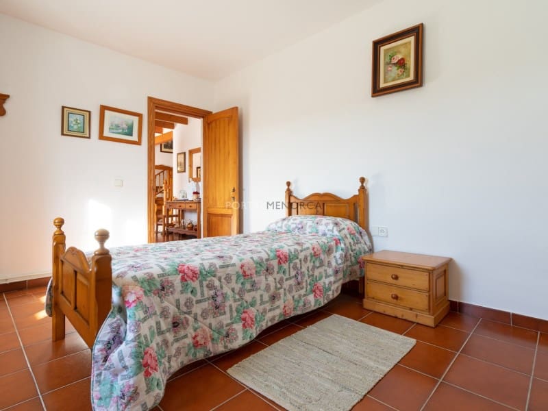 3 slaapkamer Finca/Landhuis te koop in Mahon / Mao - € 1.750.000 (Ref: 9402066)