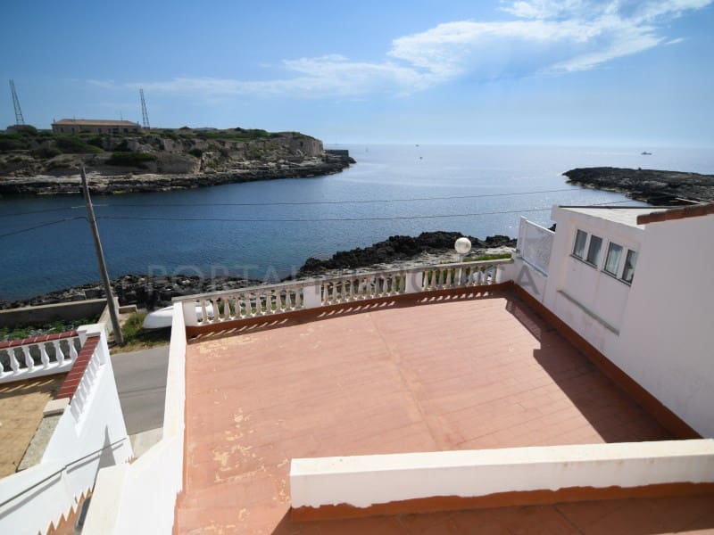 3 bedroom Villa for sale in Sol del Este with garage - € 800,000 (Ref: 9402067)