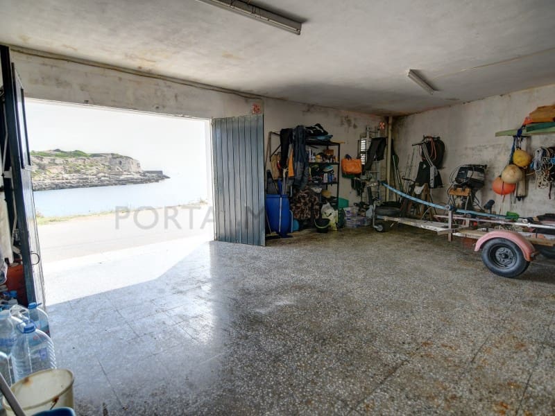 3 bedroom Villa for sale in Sol del Este with garage - € 800,000 (Ref: 9402067)