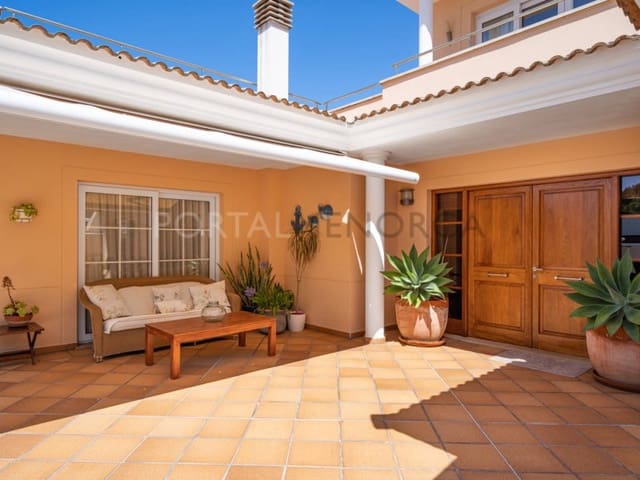 4 quarto Moradia para venda em Ciutadella, Ciutadella de Menorca com piscina garagem - 1 795 000 € (Ref: 9402068)