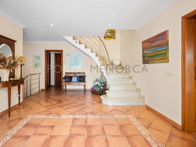 4 quarto Moradia para venda em Ciutadella, Ciutadella de Menorca com piscina garagem - 1 795 000 € (Ref: 9402068)
