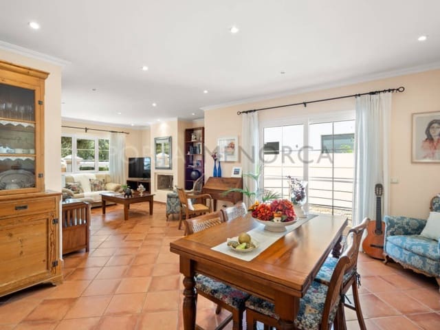 4 quarto Moradia para venda em Ciutadella, Ciutadella de Menorca com piscina garagem - 1 795 000 € (Ref: 9402068)