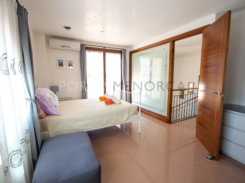 4 quarto Moradia para venda em Cala Blanca com piscina garagem - 1 330 000 € (Ref: 9402070)