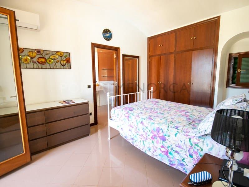 4 quarto Moradia para venda em Cala Blanca com piscina garagem - 1 330 000 € (Ref: 9402070)