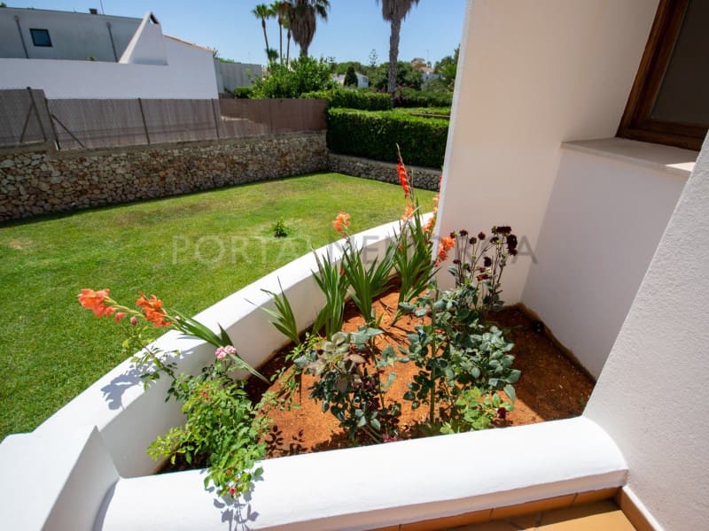 4 quarto Moradia para venda em Cala Blanca com piscina garagem - 1 330 000 € (Ref: 9402070)