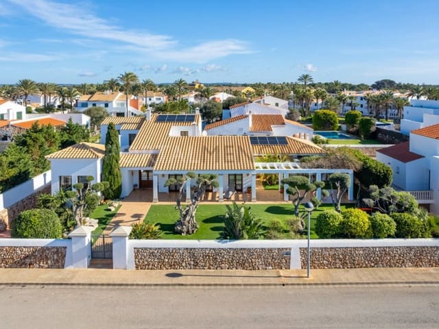 4 quarto Moradia para venda em Cala Blanca, Ciutadella de Menorca com garagem - 1 750 000 € (Ref: 9402071)