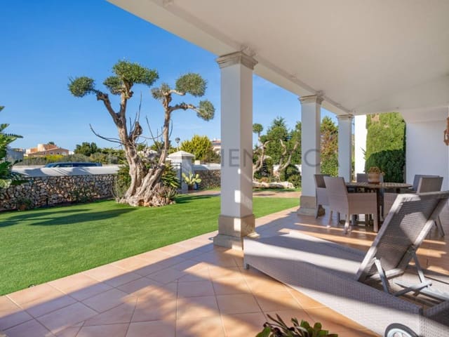4 quarto Moradia para venda em Cala Blanca, Ciutadella de Menorca com garagem - 1 750 000 € (Ref: 9402071)