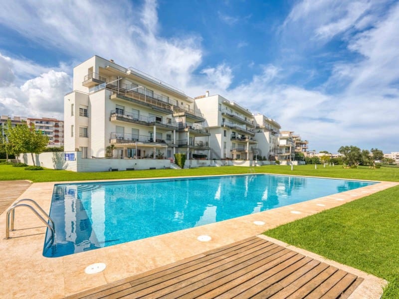 4 bedroom Apartment for sale in Mahon / Mao with pool garage - € 950,000 (Ref: 9402074)