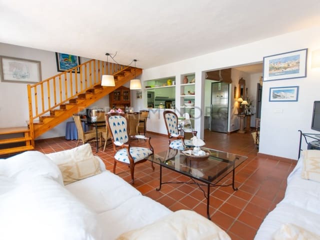 4 bedroom Apartment for sale in Fornells, Es Mercadal - € 633,000 (Ref: 9402081)