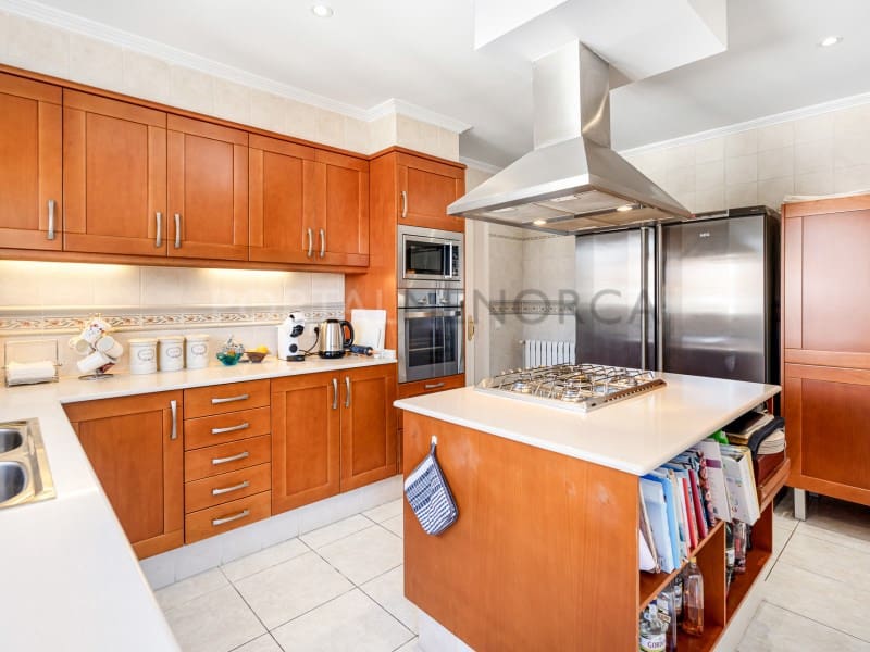 4 bedroom Villa for sale in Es Mercadal with pool garage - € 830,000 (Ref: 9402085)