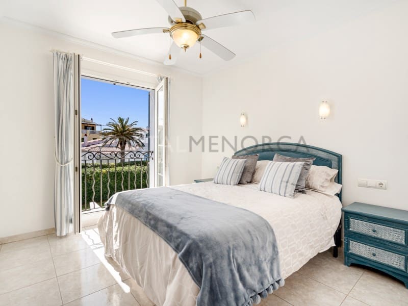 4 bedroom Villa for sale in Es Mercadal with pool garage - € 830,000 (Ref: 9402085)