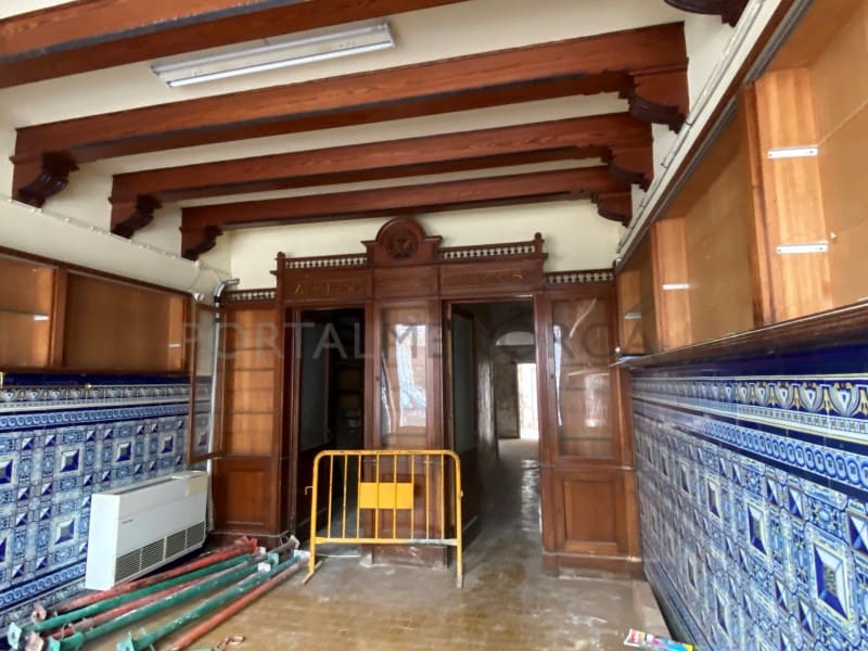 Villa for sale in Mahon / Mao - € 530,000 (Ref: 9402086)