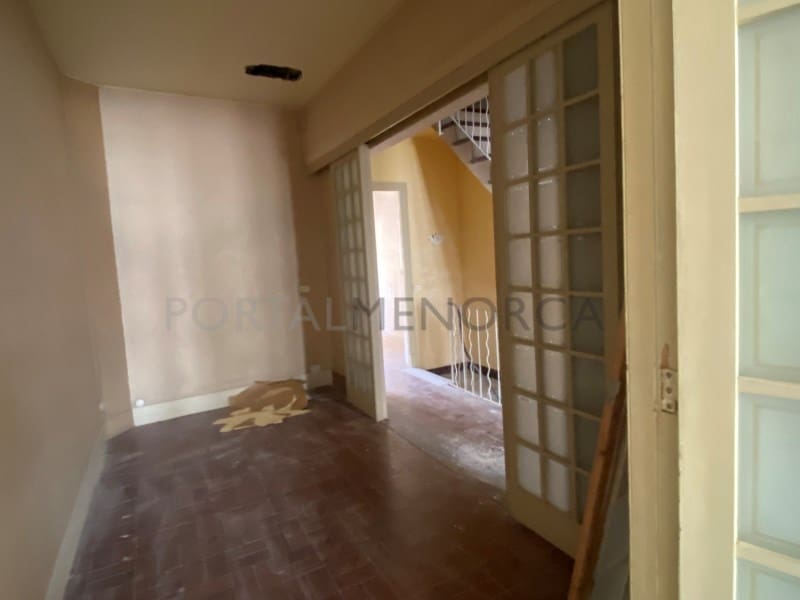 Villa for sale in Mahon / Mao - € 530,000 (Ref: 9402086)