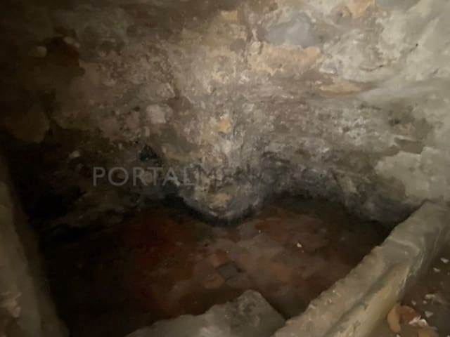 Villa zu verkaufen in Mahón / Maó - 530.000 € (Ref: 9402086)