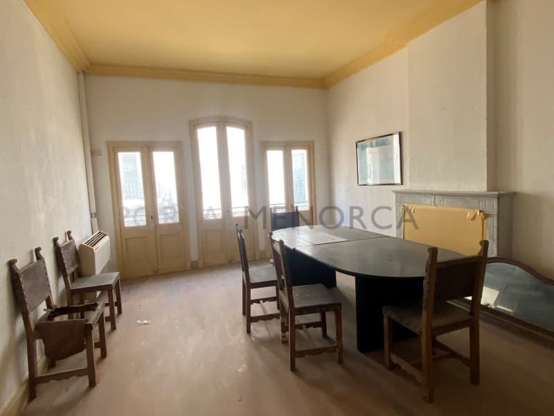 Villa for sale in Mahon / Mao - € 530,000 (Ref: 9402086)