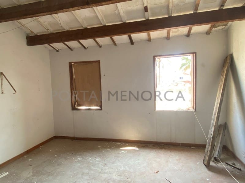 Villa for sale in Mahon / Mao - € 530,000 (Ref: 9402086)
