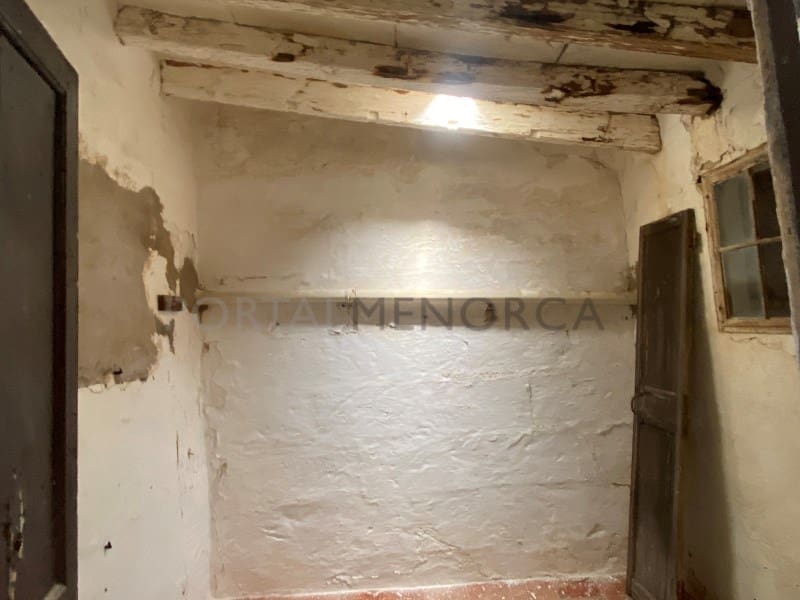 Villa for sale in Mahon / Mao - € 530,000 (Ref: 9402086)