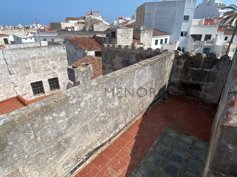 Villa for sale in Mahon / Mao - € 530,000 (Ref: 9402086)