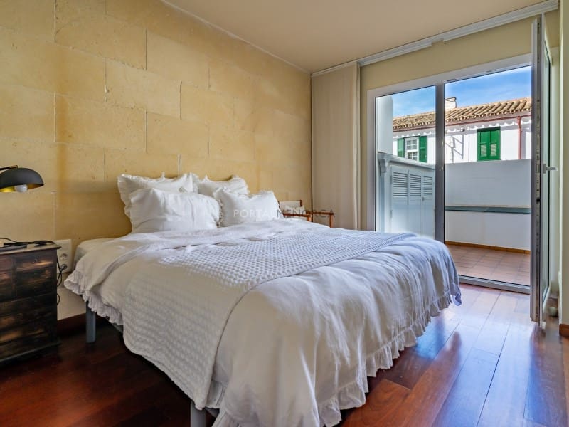 2 bedroom Villa for sale in Mahon / Mao - € 550,000 (Ref: 9402090)