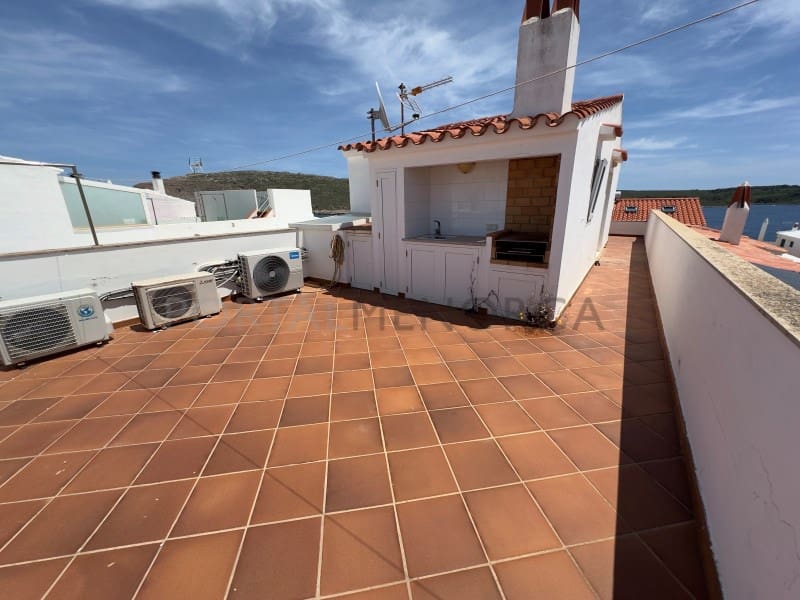 8 bedroom Villa for sale in Fornells - € 975,000 (Ref: 9402092)