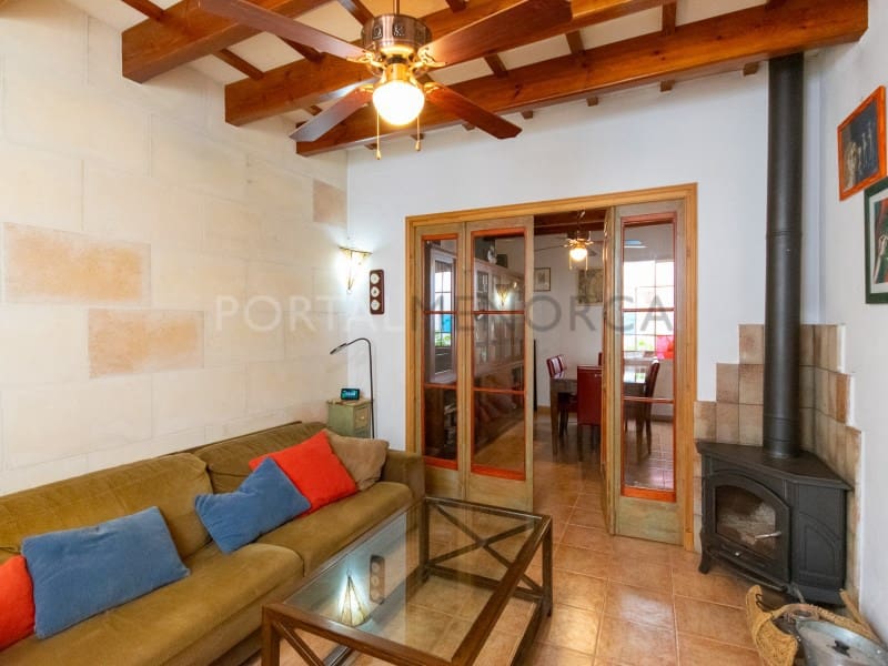 5 bedroom Villa for sale in Es Mercadal - € 495,000 (Ref: 9402093)