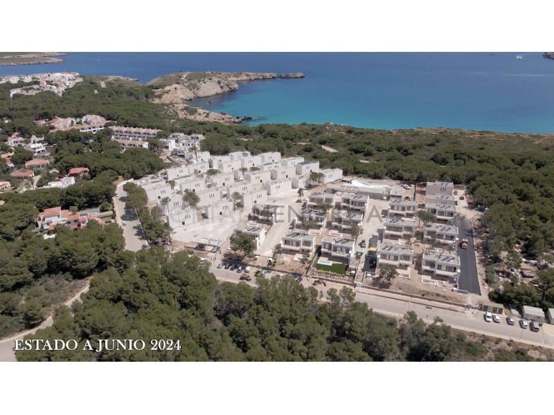 4 sovrum Villa till salu i Son Parc - 755 000 € (Ref: 9402096)