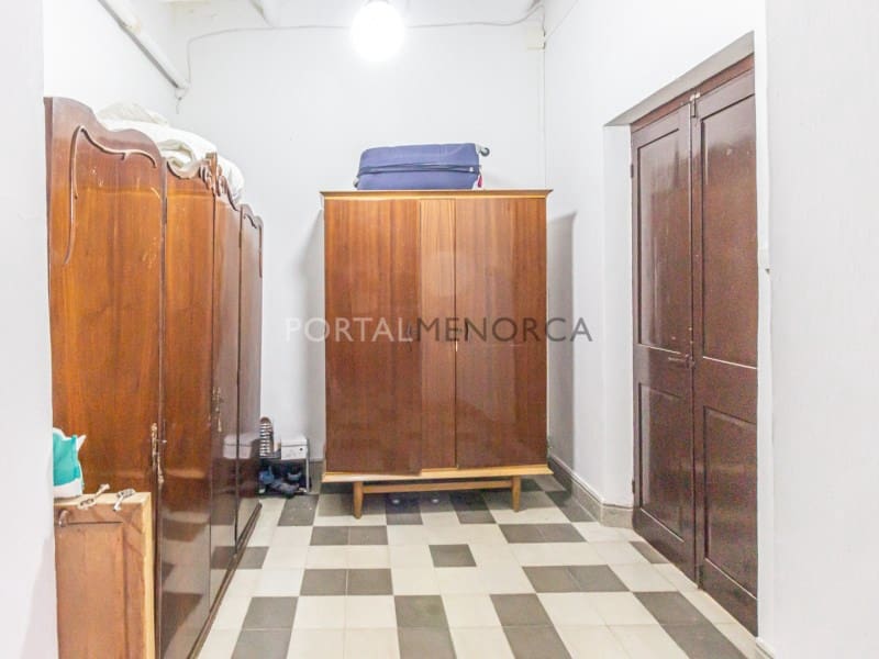 7 bedroom Villa for sale in Mahon / Mao - € 395,000 (Ref: 9402102)